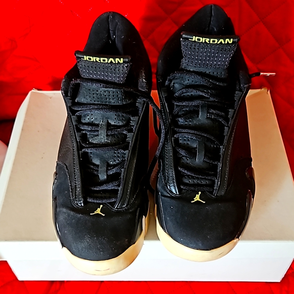 Sneaker